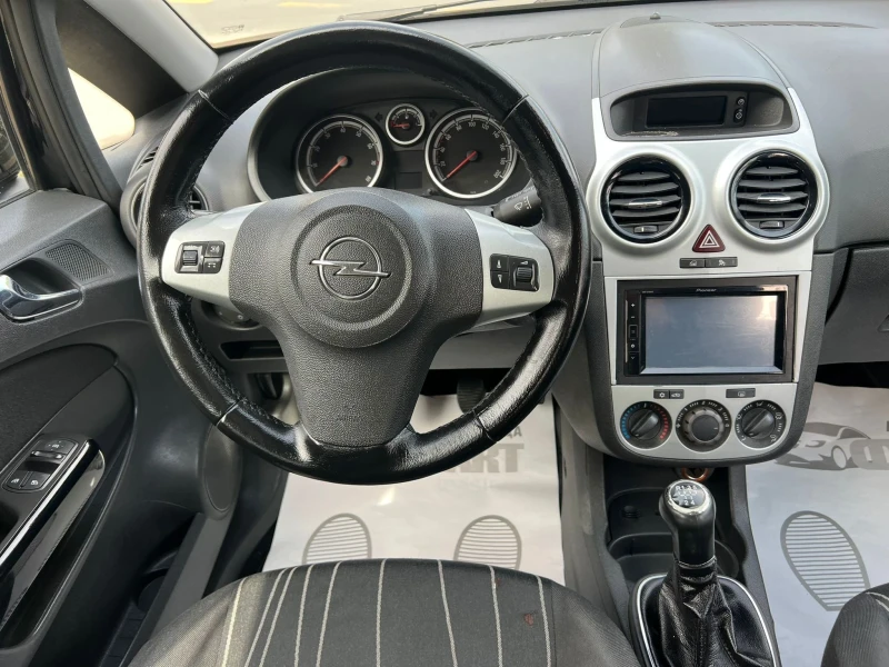 Opel Corsa 1.2i/KLIMA, снимка 9 - Автомобили и джипове - 51670755