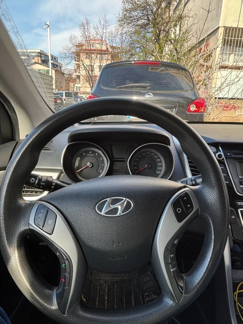 Hyundai I30 С фабрична газ, снимка 4 - Автомобили и джипове - 52519084
