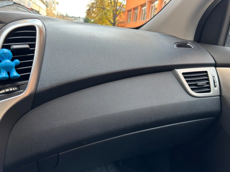 Hyundai I30 С фабрична газ, снимка 5 - Автомобили и джипове - 52519084