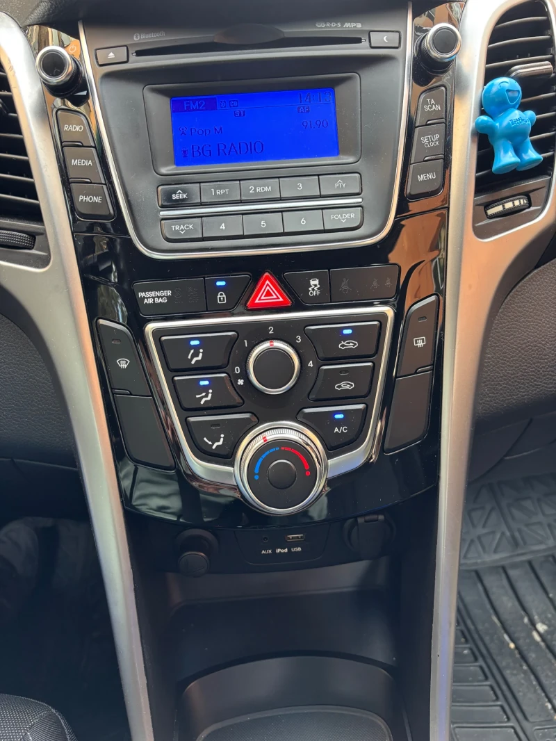 Hyundai I30 С фабрична газ, снимка 6 - Автомобили и джипове - 52519084