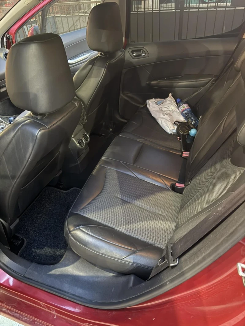 Peugeot 308 GT 2.0 HDI, снимка 14 - Автомобили и джипове - 52241654