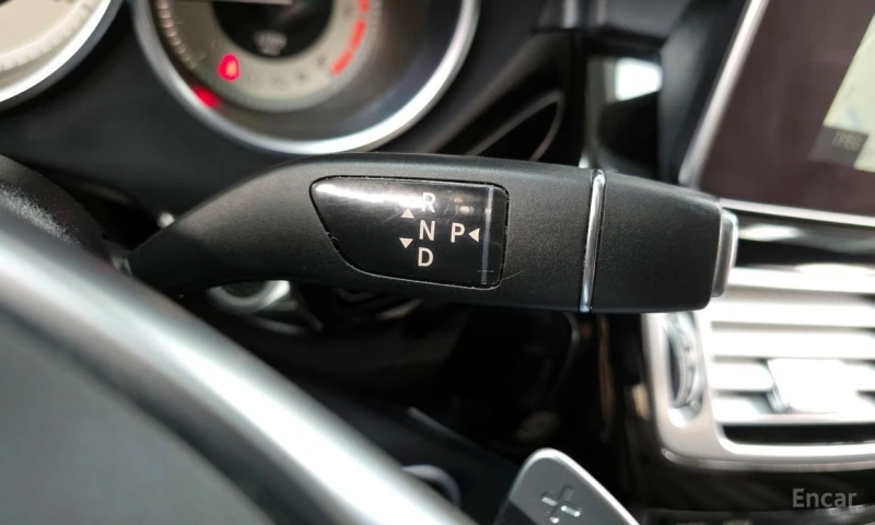 Mercedes-Benz CLS 250, снимка 9 - Автомобили и джипове - 52807751