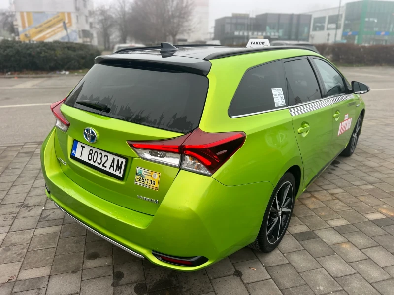 Toyota Auris, снимка 12 - Автомобили и джипове - 52824006