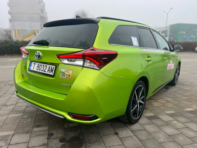 Toyota Auris, снимка 11 - Автомобили и джипове - 52824006