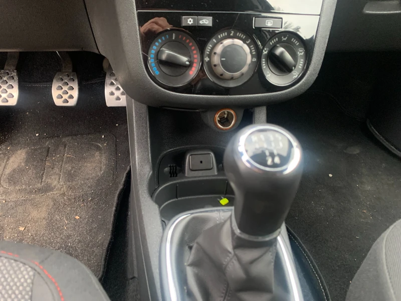 Opel Corsa 1, 4 бензин, 100к, снимка 10 - Автомобили и джипове - 53125678