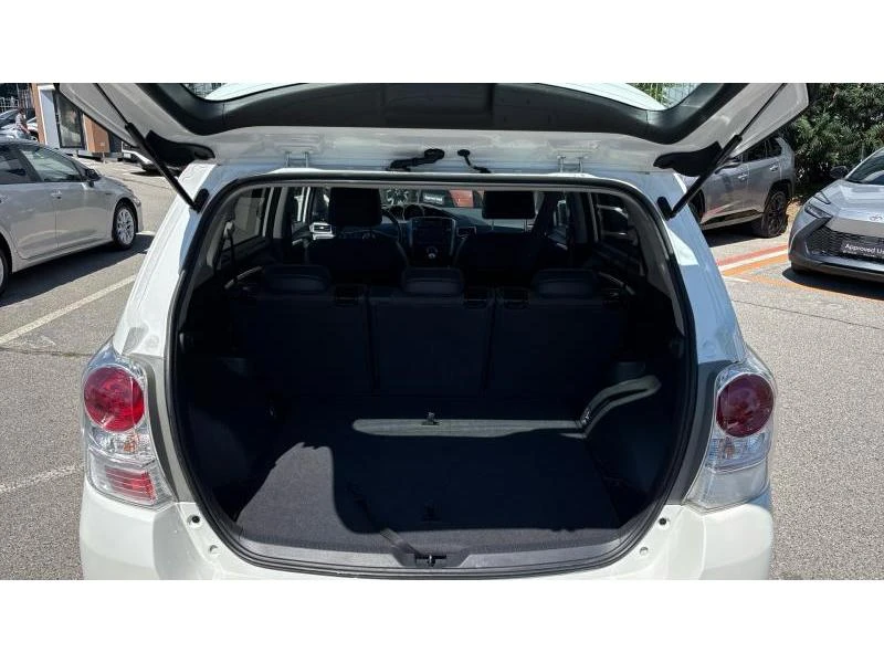 Toyota Verso 1.8P STYLE CVT, снимка 10 - Автомобили и джипове - 56680278