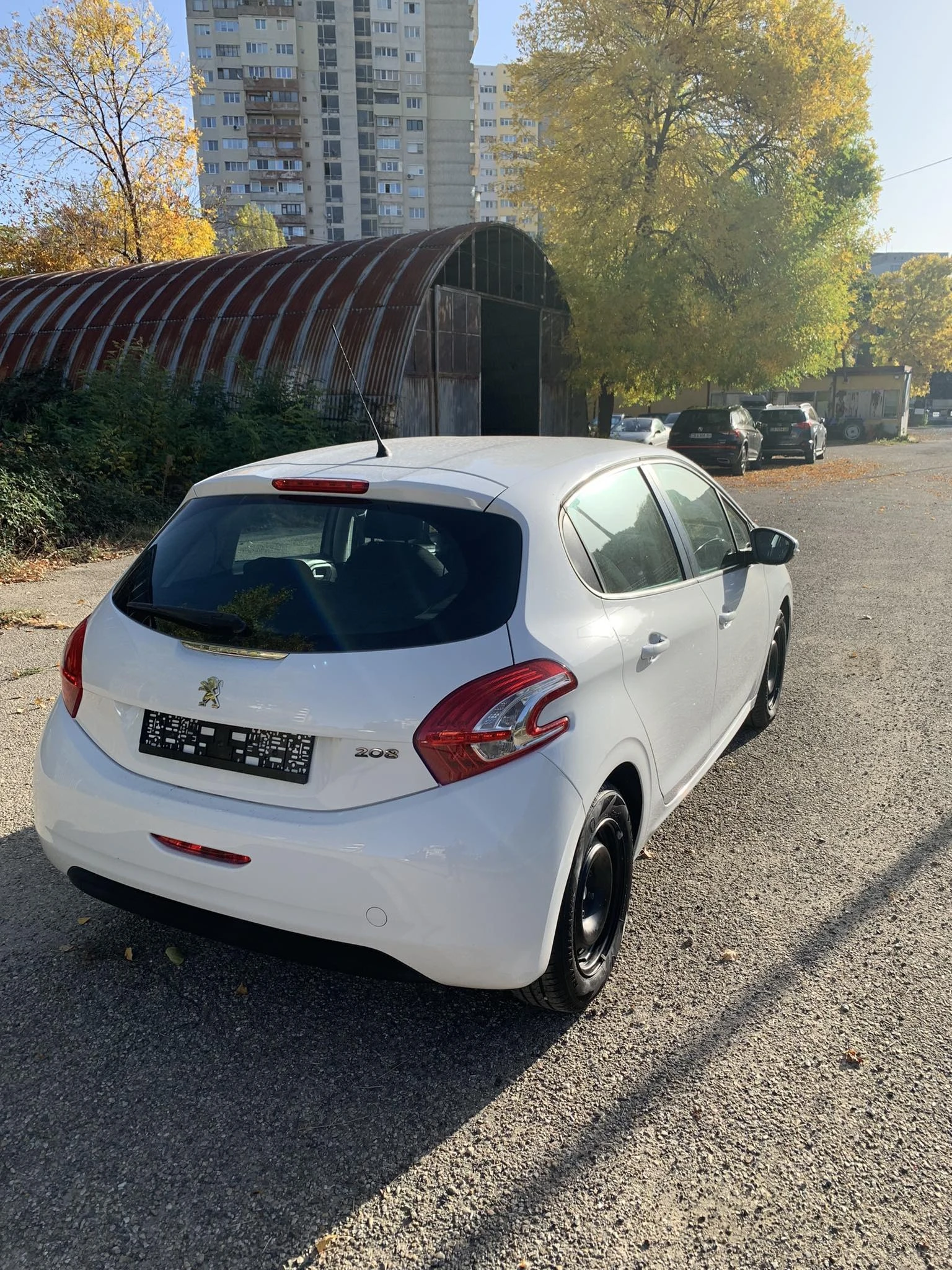 Peugeot 208 1.2 - изображение 3