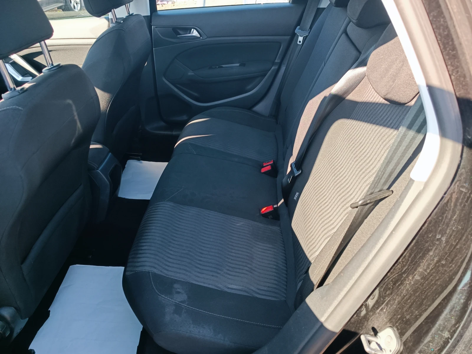Peugeot 308 1.6 e-HDI BUSINESS LINE EURO 5  - изображение 10