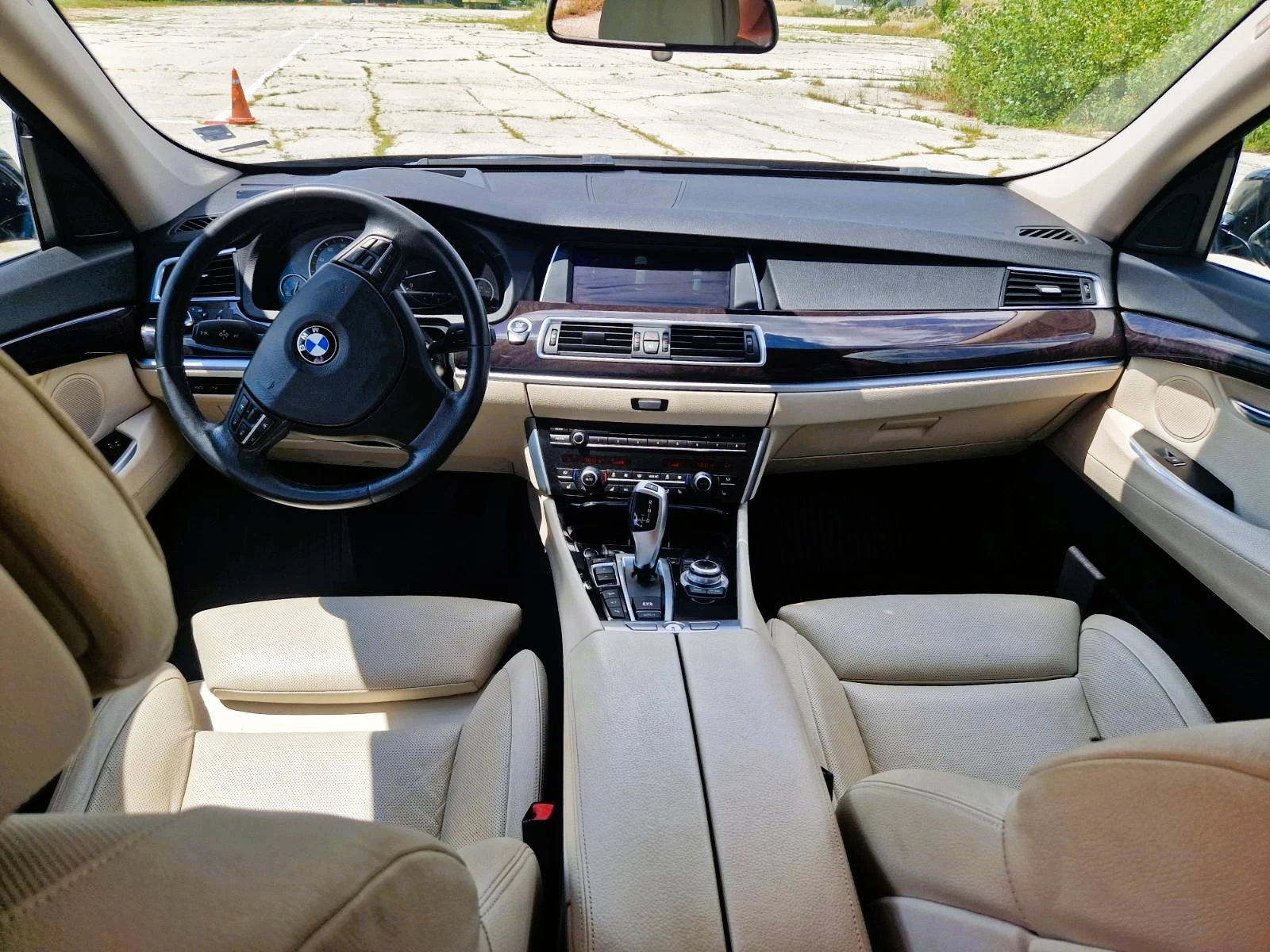 BMW 5 Gran Turismo  - изображение 8