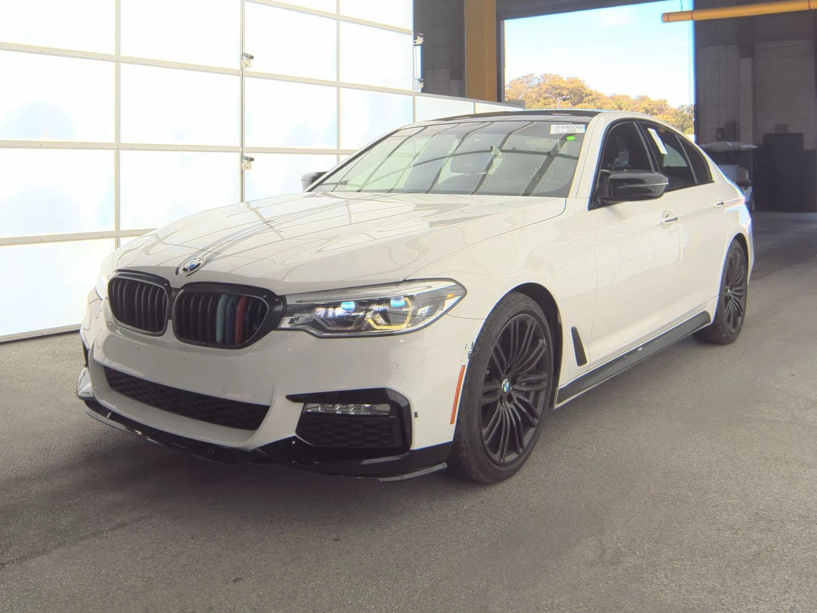 BMW 540 2017 BMW 5 Series Sedan 540i xDrive M SPORT LINE - изображение 3