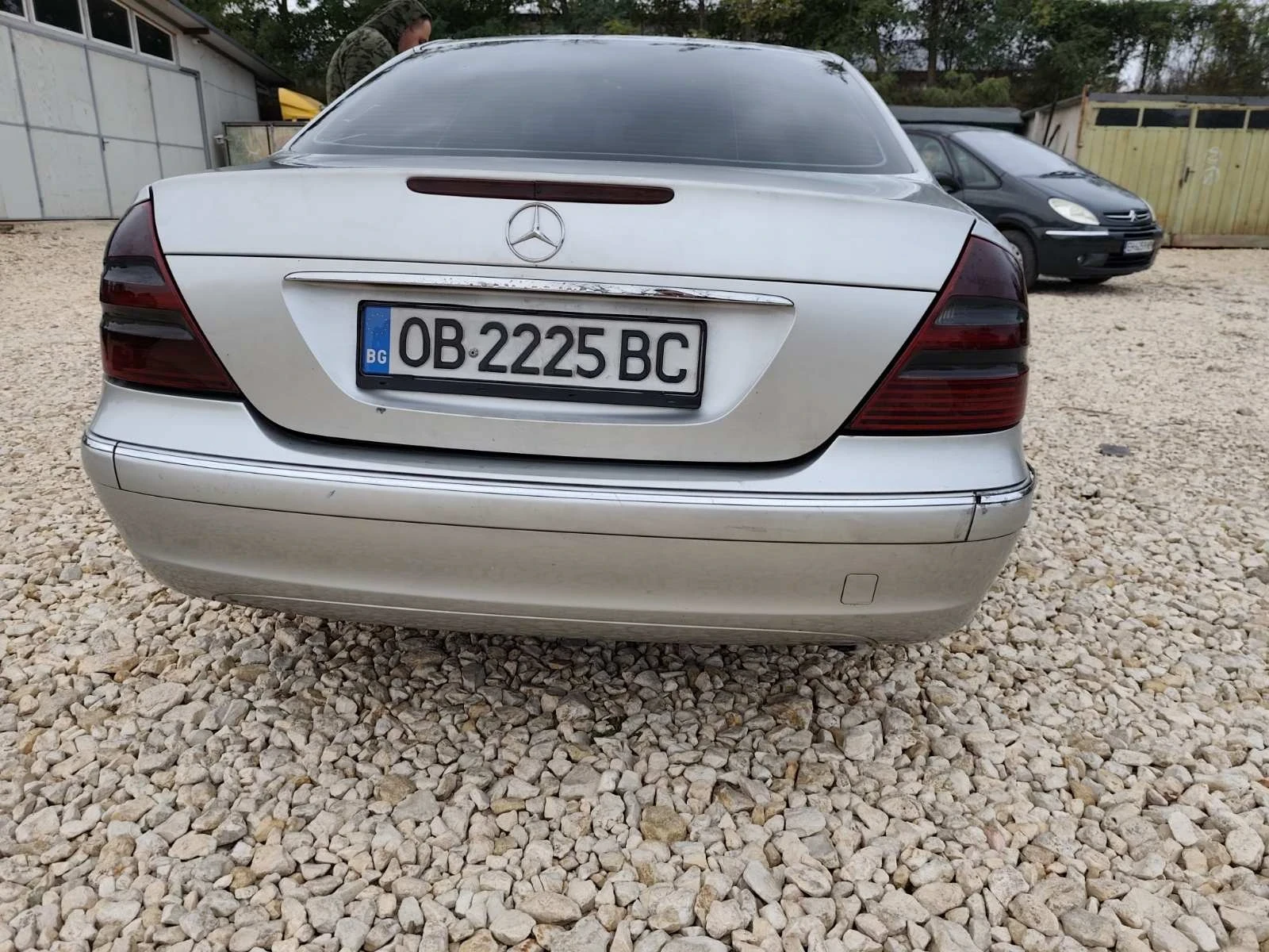 Mercedes-Benz E 270  - изображение 8