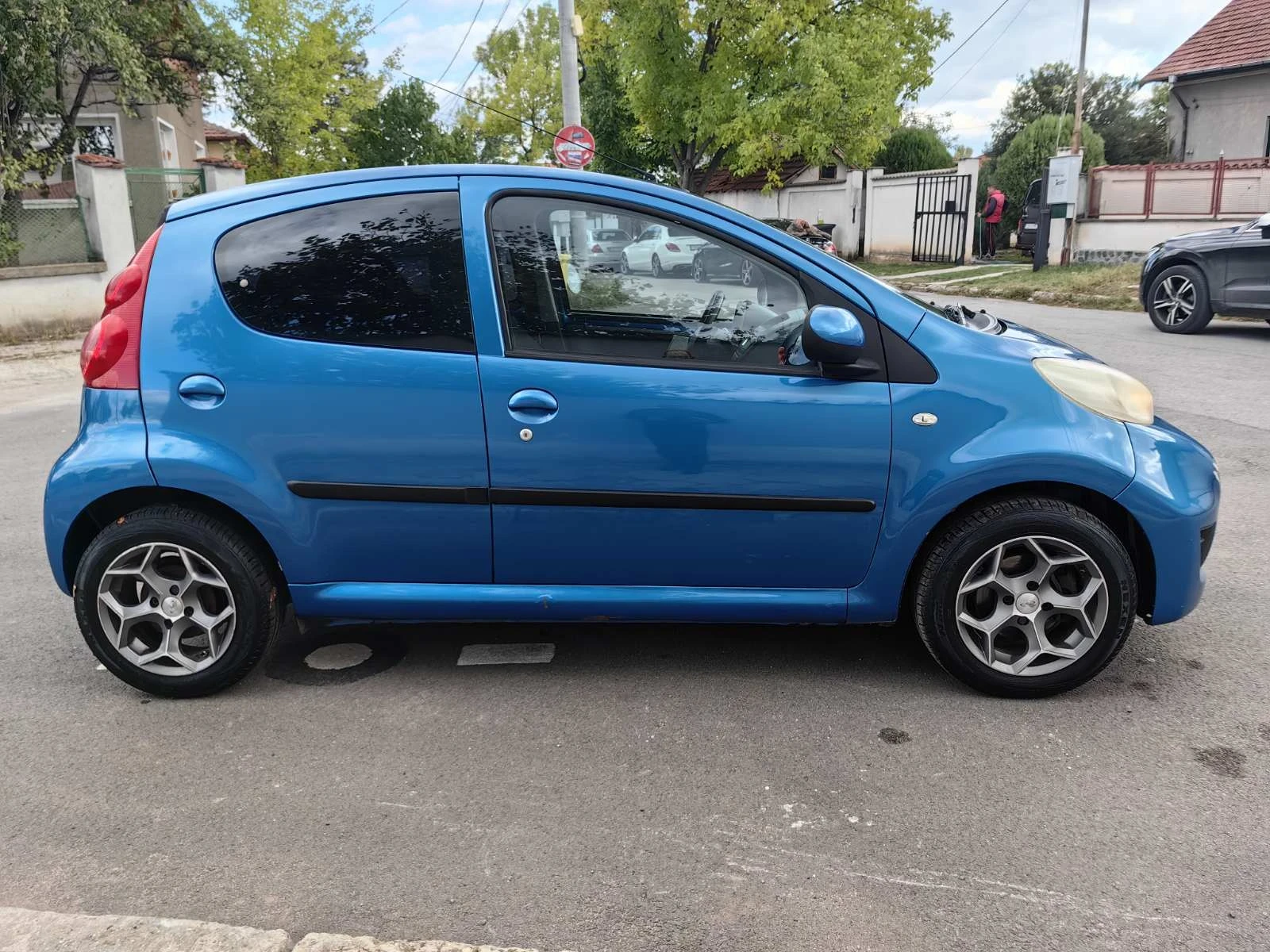 Peugeot 107  - изображение 8