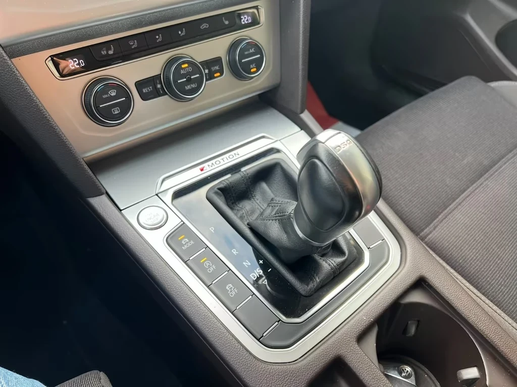 VW Passat 2.0 TDI Comfortline 239 hp 4Motion | Mobile.bg   11