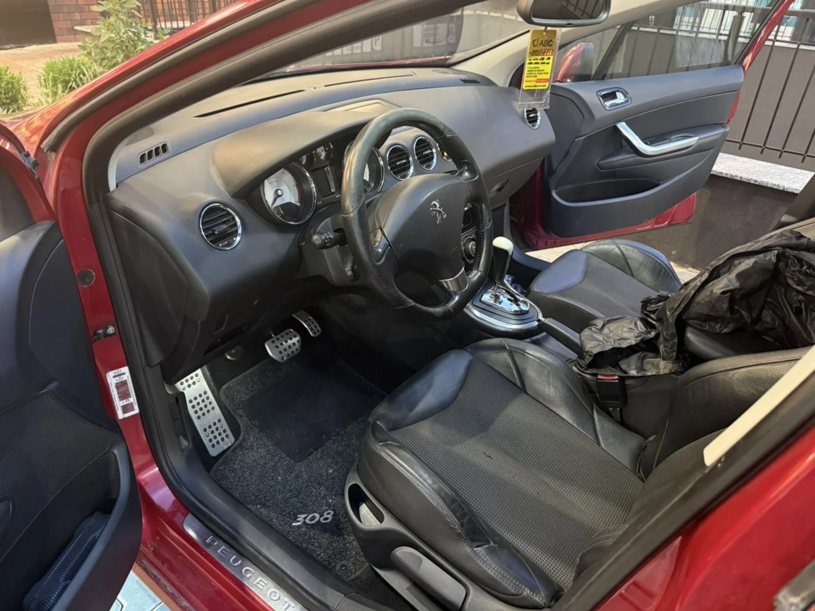 Peugeot 308 GT 2.0 HDI - изображение 8