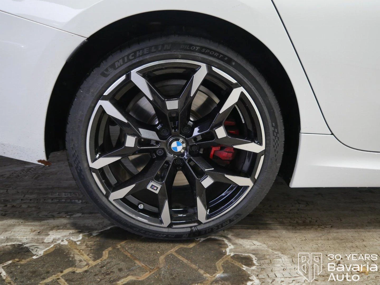 BMW 330 e xDrive Touring M Sport Paket Sportautomatic | Mobile.bg   17