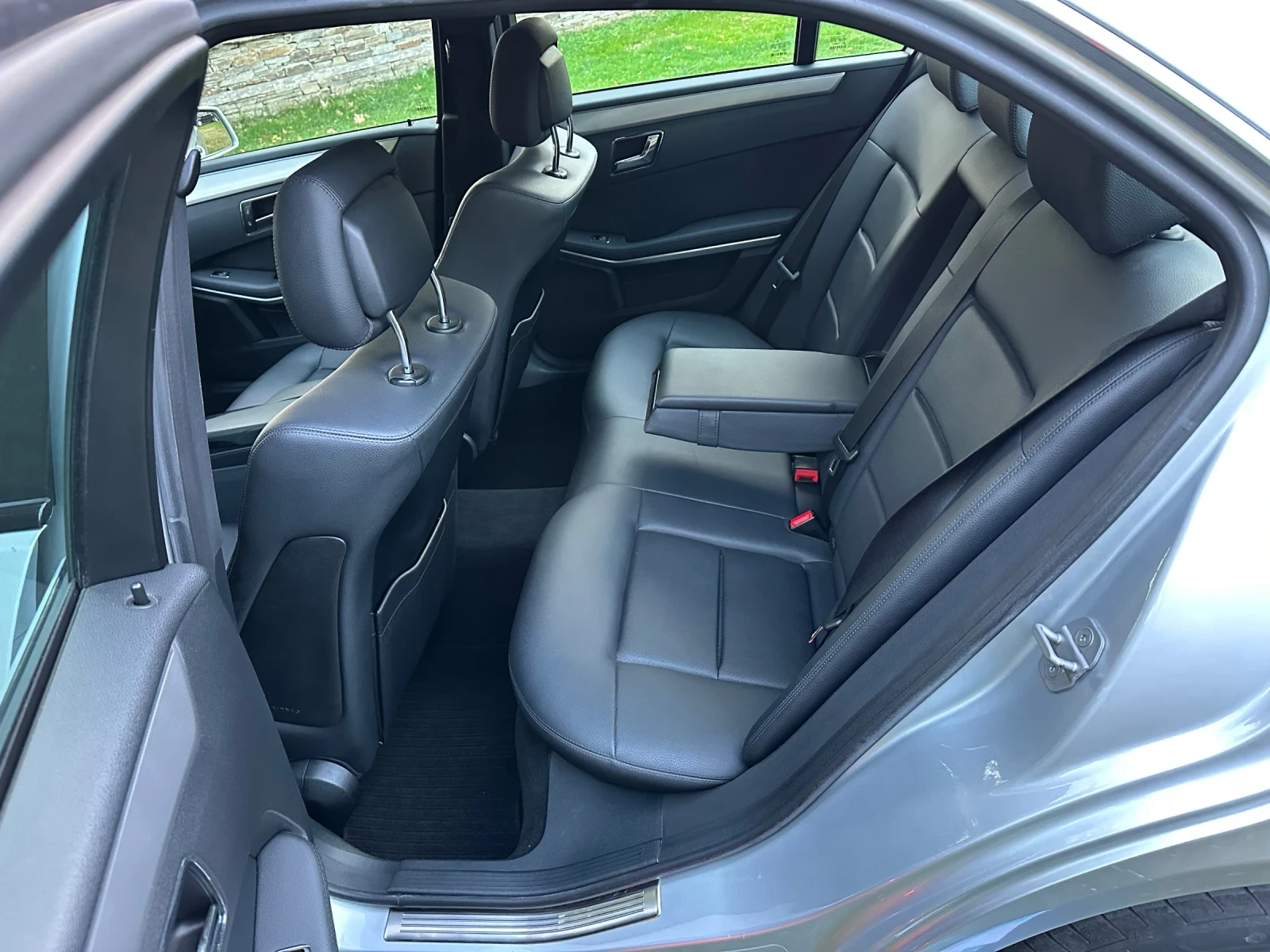 Mercedes-Benz E 250  - изображение 7