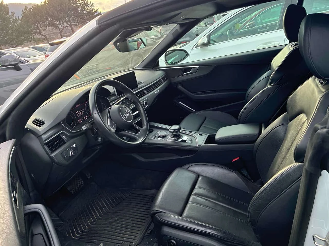 Audi A5  TECHNIK /DISTRONIC/360/B&O/AMBIENT , снимка 4 - Автомобили и джипове - 53947656