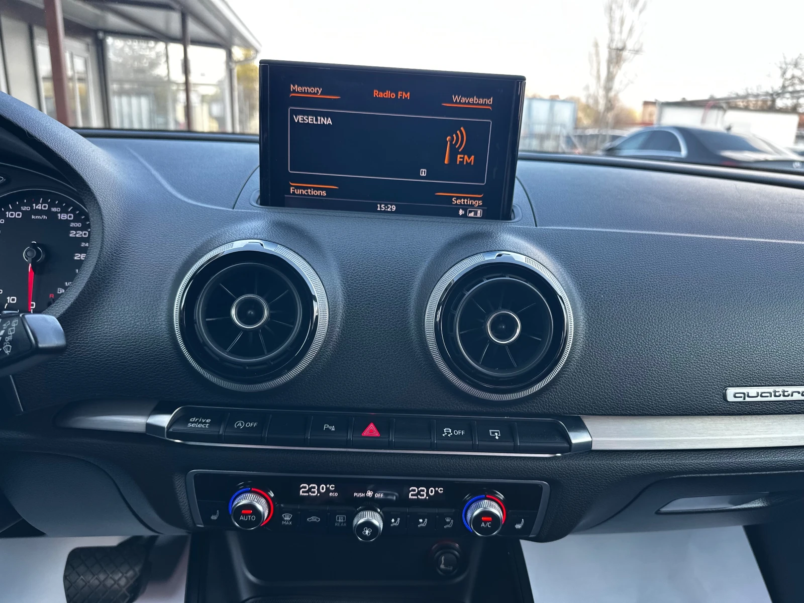 Audi A3 2.0TDI Quattro* 3xS-line+ , снимка 11 - Автомобили и джипове - 53975398