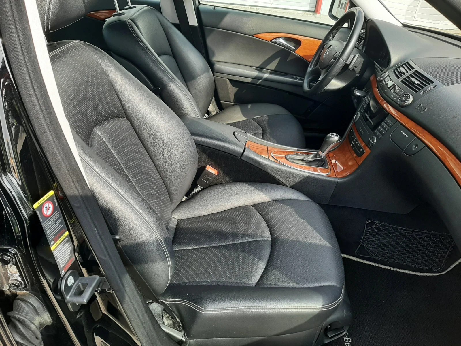 Mercedes-Benz E 280 3.0 AUTOMATIC GERMANY , снимка 13 - Автомобили и джипове - 54270801