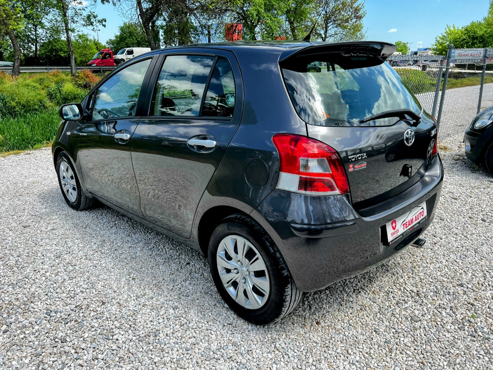 Toyota Yaris 1.33I 151000KM NAVI, 6-SPEED, снимка 5 - Автомобили и джипове - 54331741