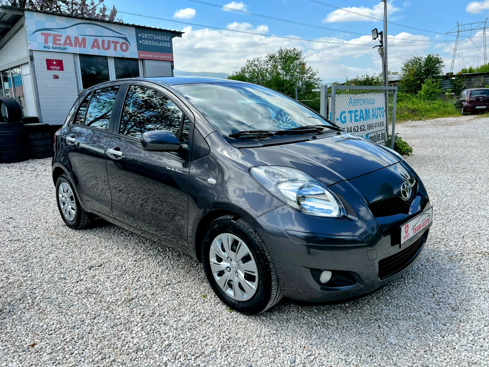 Toyota Yaris 1.33I 151000KM NAVI, 6-SPEED, снимка 2 - Автомобили и джипове - 54331741