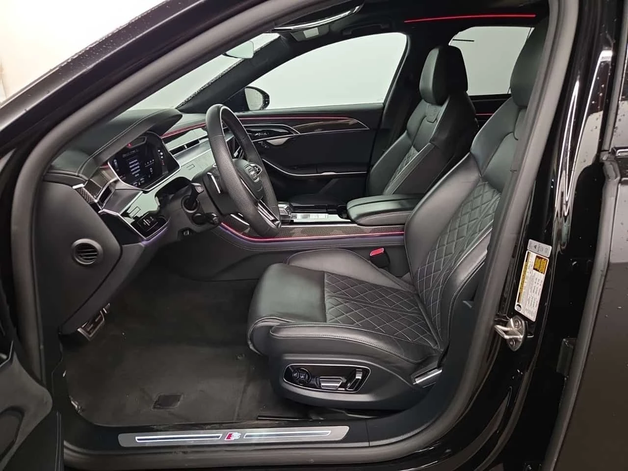 Audi S8 | 4.0 TFSI QUATTRO | MATRIX | DIS | MASSAGE | , снимка 9 - Автомобили и джипове - 54451039