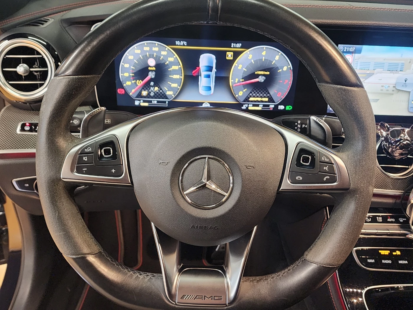 Mercedes-Benz E 43 AMG ОБДУХ* ДИСТРОНИК* 360* AIRMATIC* FULL* КРАЙНА ЦЕНА, снимка 5 - Автомобили и джипове - 54454470