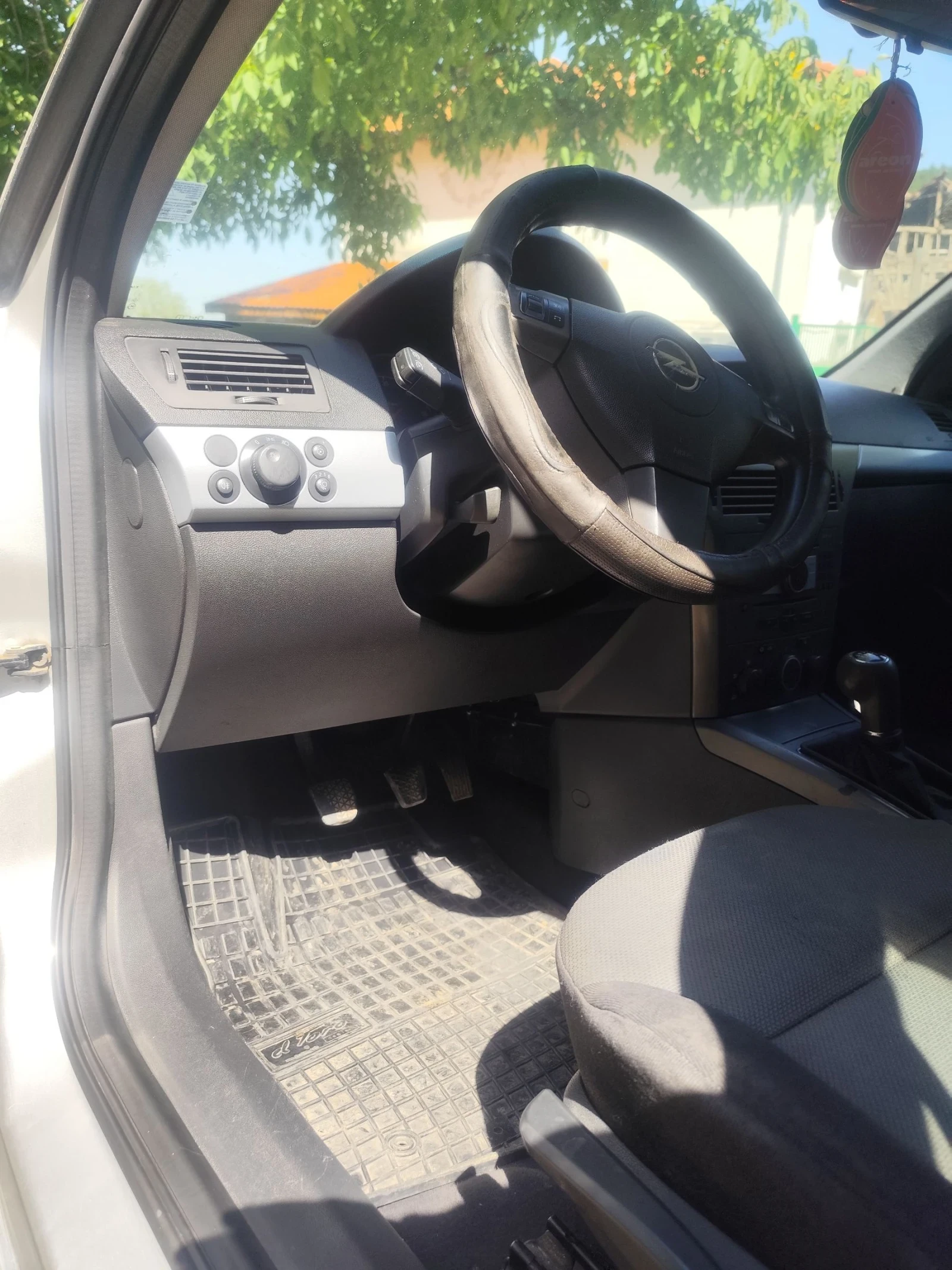 Opel Astra 1.9 ecotec, снимка 6 - Автомобили и джипове - 55422720