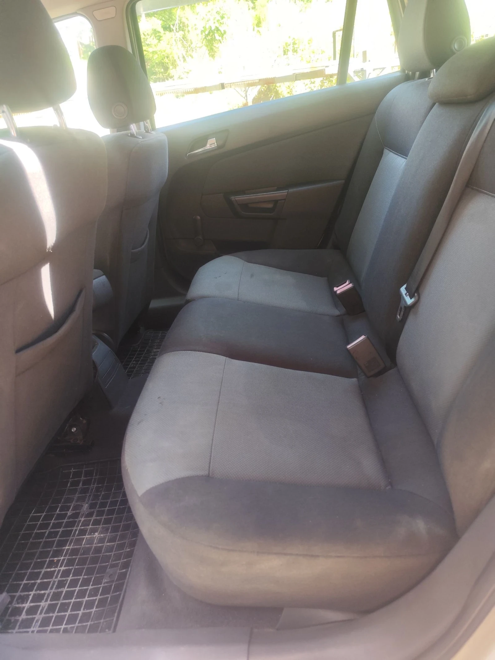 Opel Astra 1.9 ecotec, снимка 5 - Автомобили и джипове - 55422720