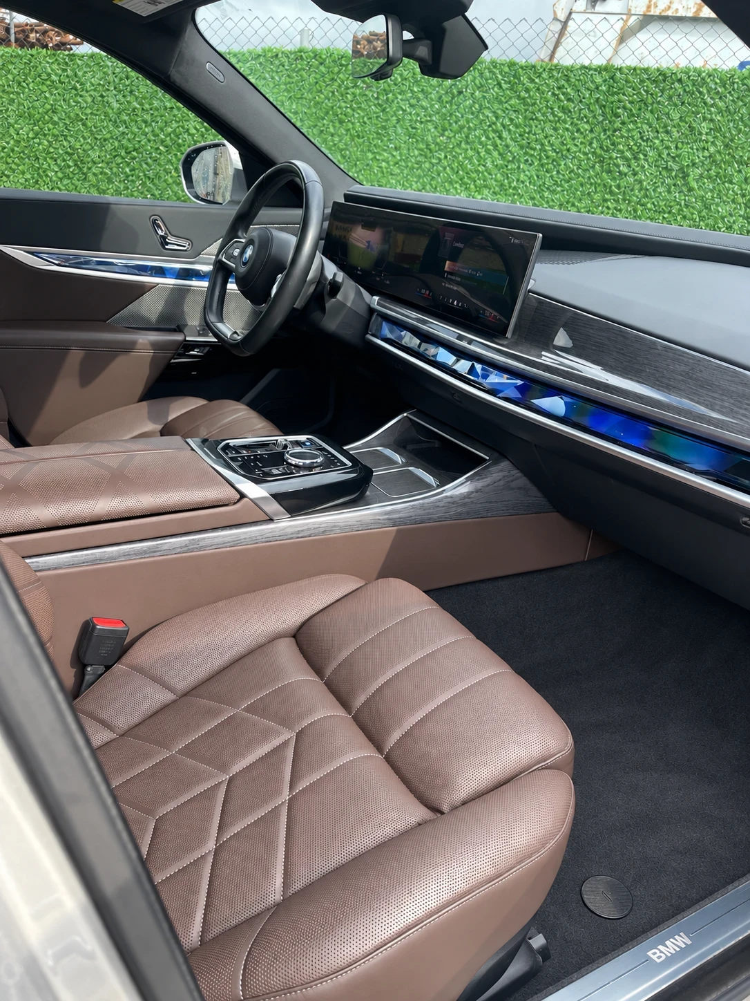 BMW i7 eDrive50-hud-air-sftclose-лизинг , снимка 8 - Автомобили и джипове - 56523305