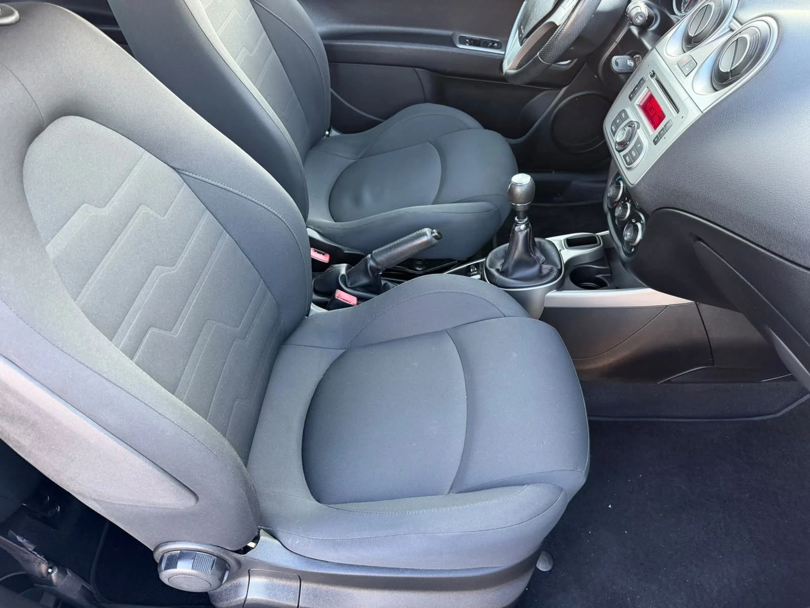 Alfa Romeo MiTo 1.4i. 45000км. TOP!!!, снимка 8 - Автомобили и джипове - 56692152