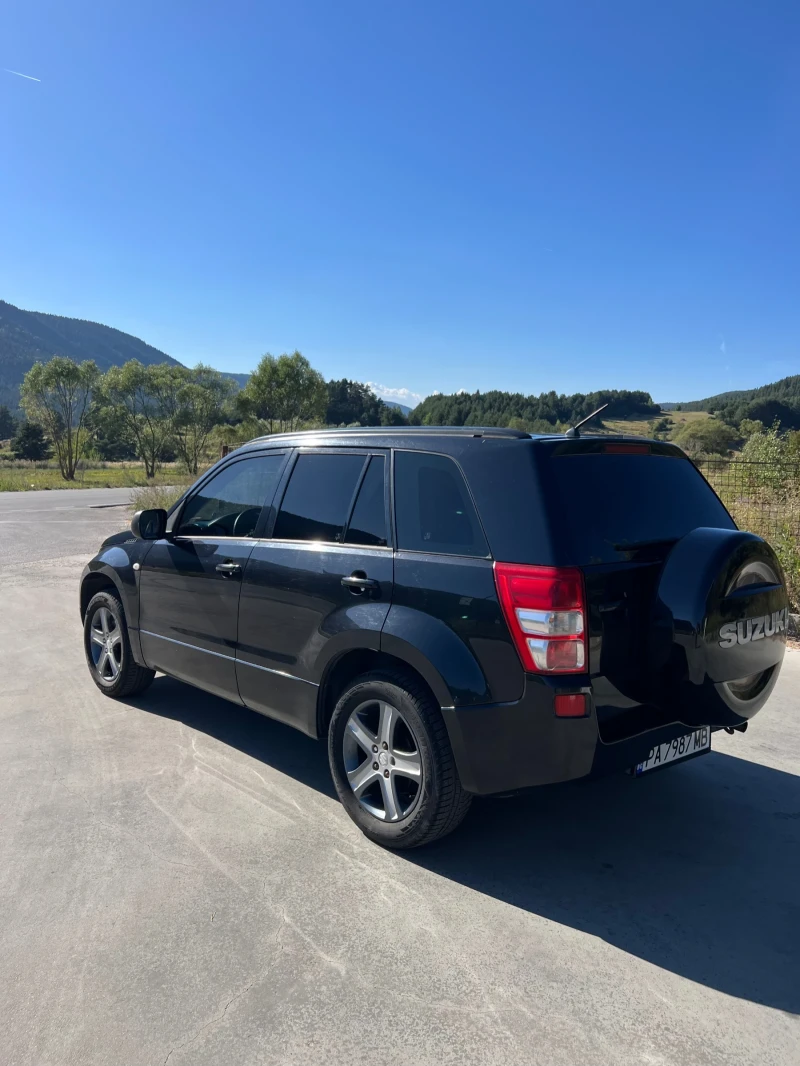 Suzuki Grand vitara Suzuki Grand Vitira 2.0i + GAZ, снимка 8 - Автомобили и джипове - 52525165