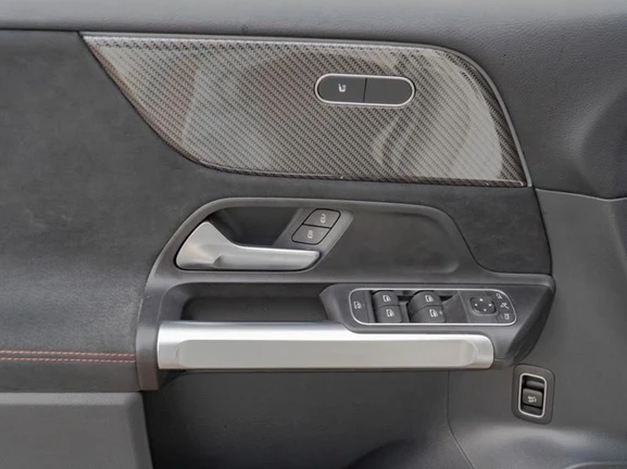 Mercedes-Benz GLB 250 4Matic = AMG Line = Advanced Plus Гаранция, снимка 5 - Автомобили и джипове - 53074971