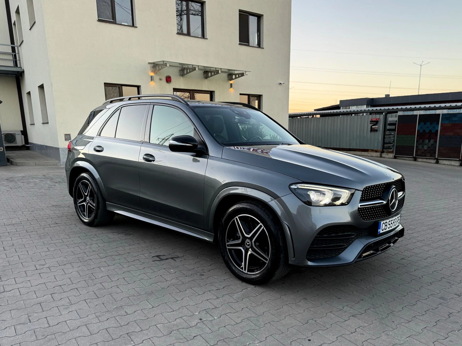 Mercedes-Benz GLE 350 AMG NIGHT ПАКЕТ - изображение 3