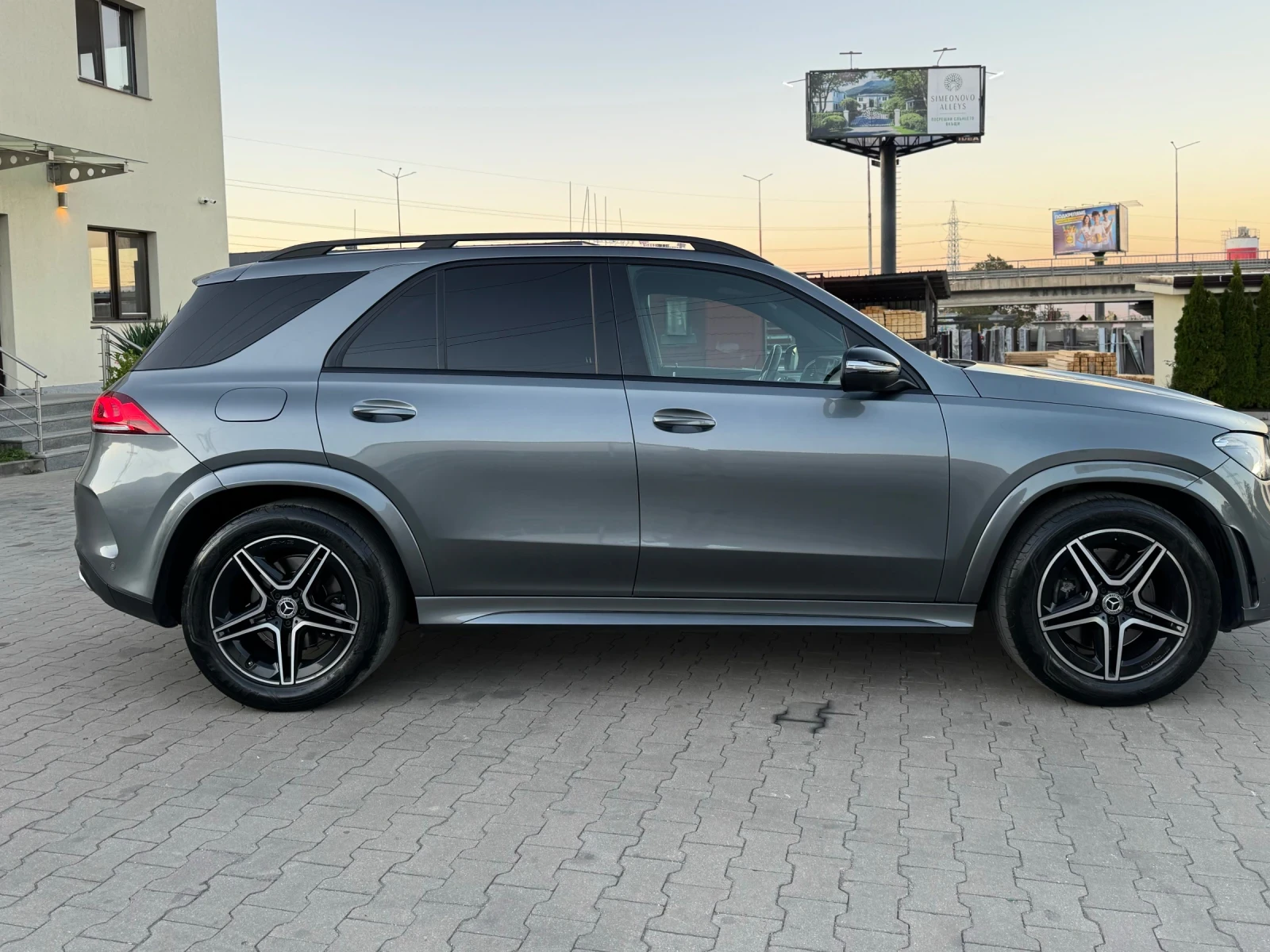 Mercedes-Benz GLE 350 AMG NIGHT ПАКЕТ - изображение 4