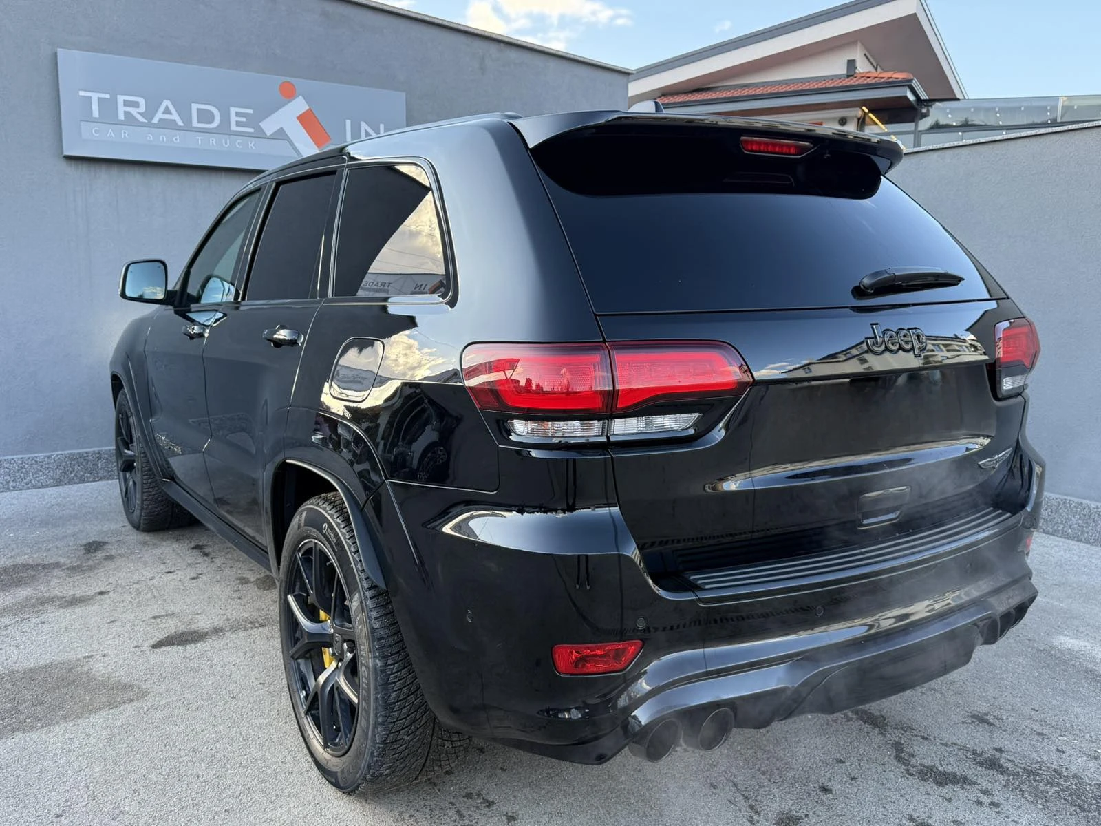 Jeep Grand cherokee Trackhawk 6.2L Hemi V8 - изображение 6