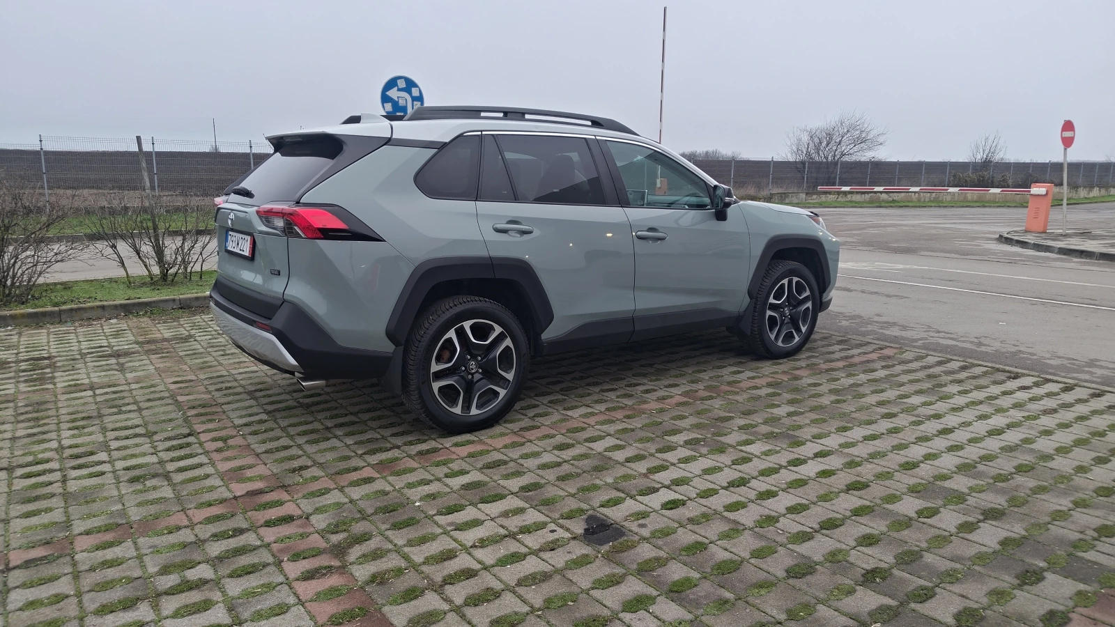 Toyota Rav4 2.5VVT-i TRAIL Edition - изображение 5