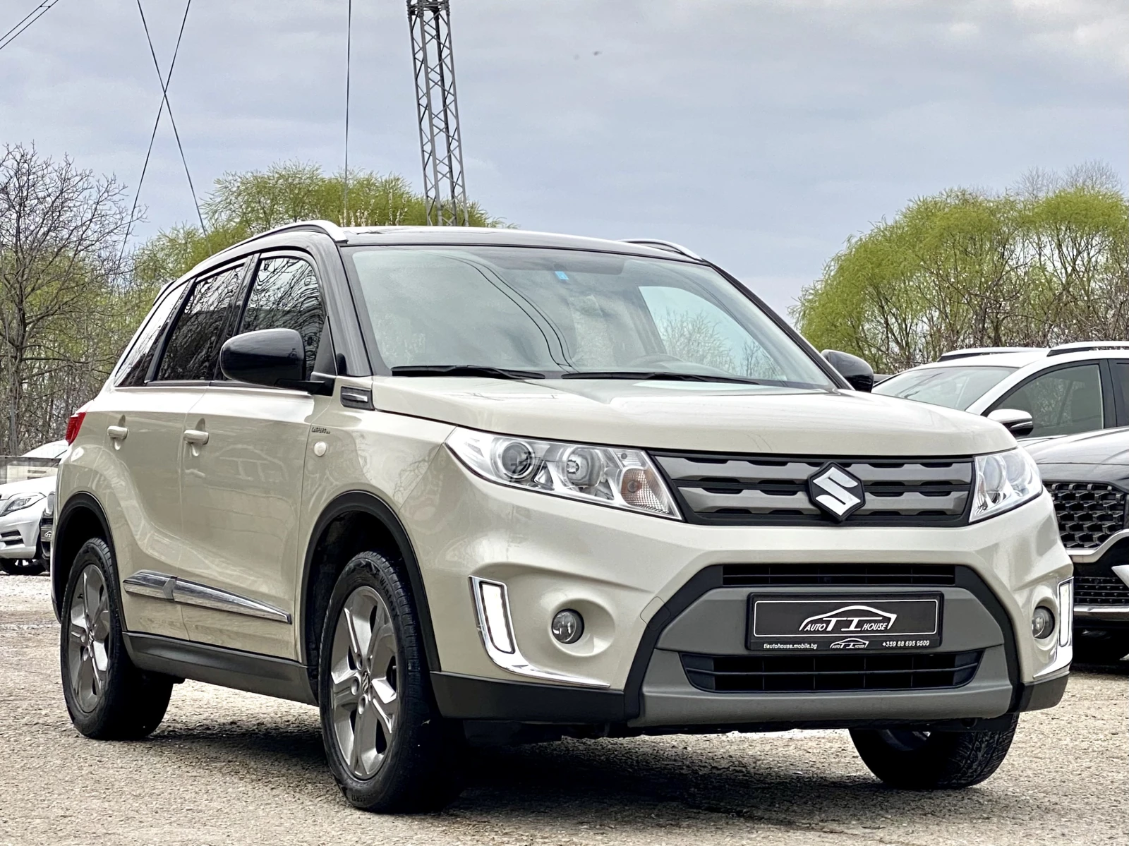 Suzuki Vitara AllGrip* LPG* Distronic* Camera* КАТО НОВА !!!