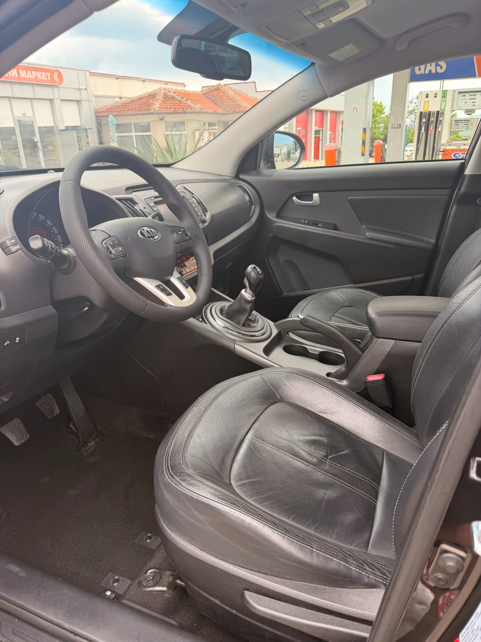 Kia Sportage, снимка 10 - Автомобили и джипове - 54541946