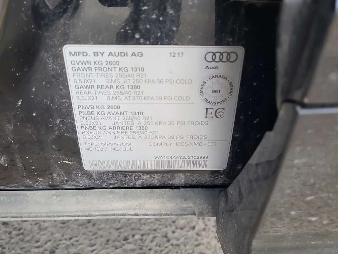 Audi SQ5  TECHNIK / 360 / AMBIENT / ПОДГРЕВИ / АВТОКРЕДИТ , снимка 16 - Автомобили и джипове - 54582106