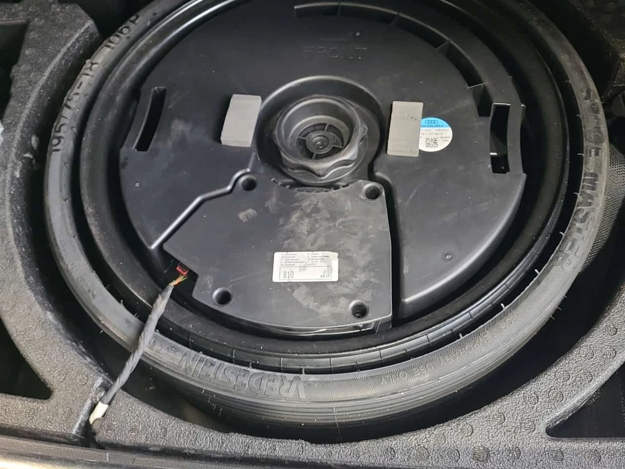 Audi SQ5  TECHNIK / 360 / AMBIENT / ПОДГРЕВИ / АВТОКРЕДИТ , снимка 15 - Автомобили и джипове - 54582106