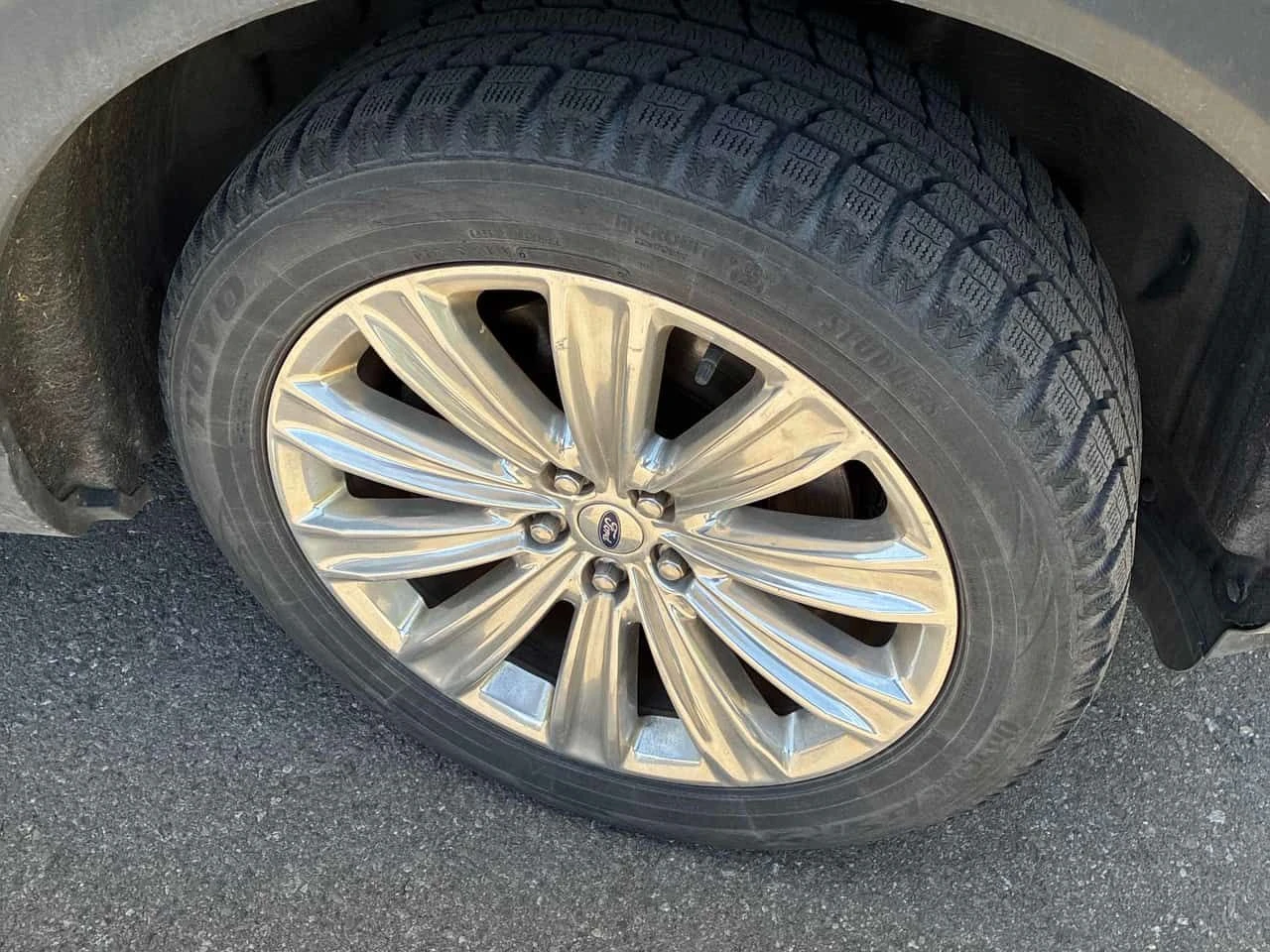 Ford Explorer | Limited | DISTRONIC | 360 | ОБДУХВАНЕ | , снимка 7 - Автомобили и джипове - 54641377