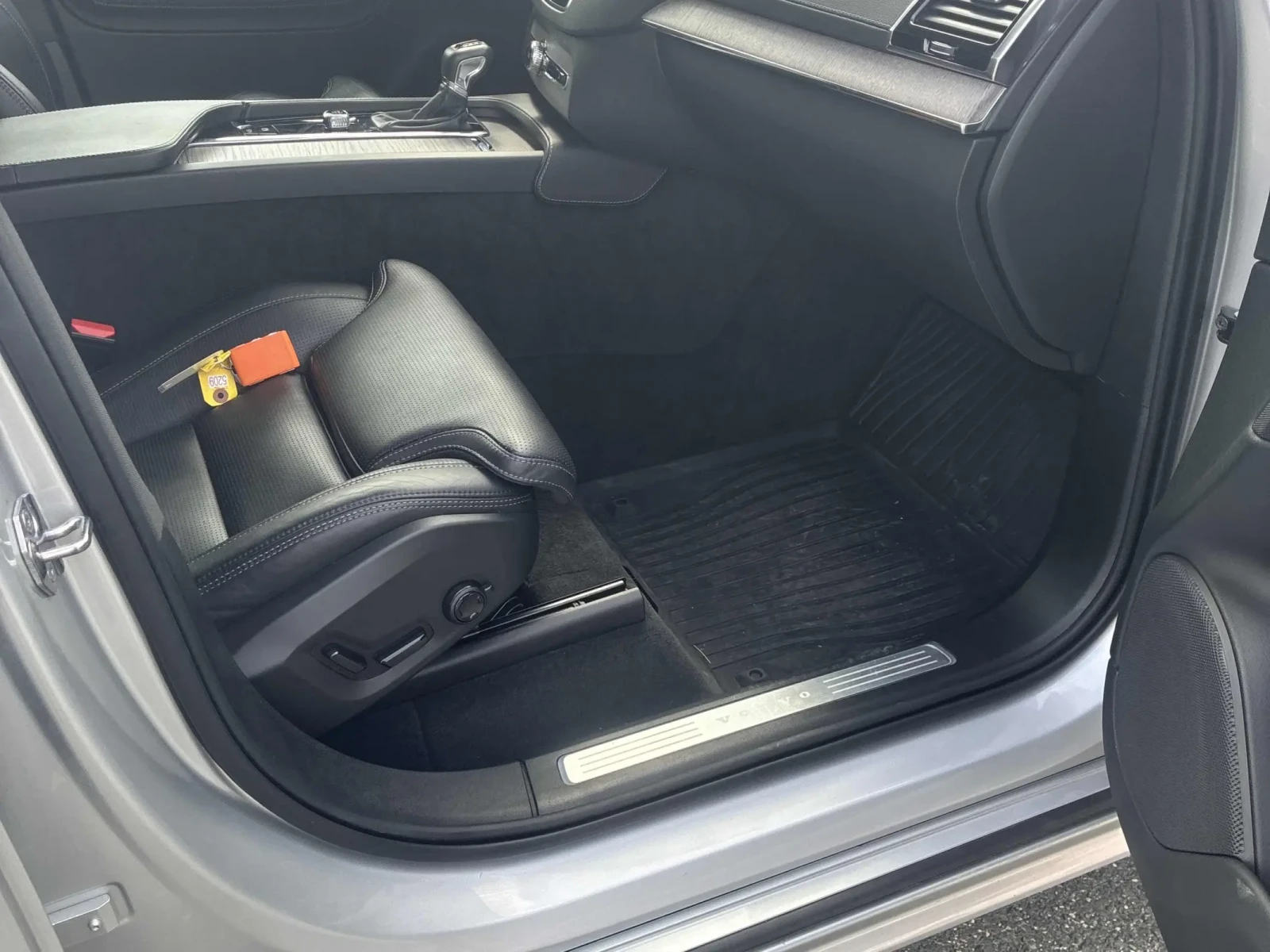 Volvo Xc90 T6 Inscription, снимка 7 - Автомобили и джипове - 54849039