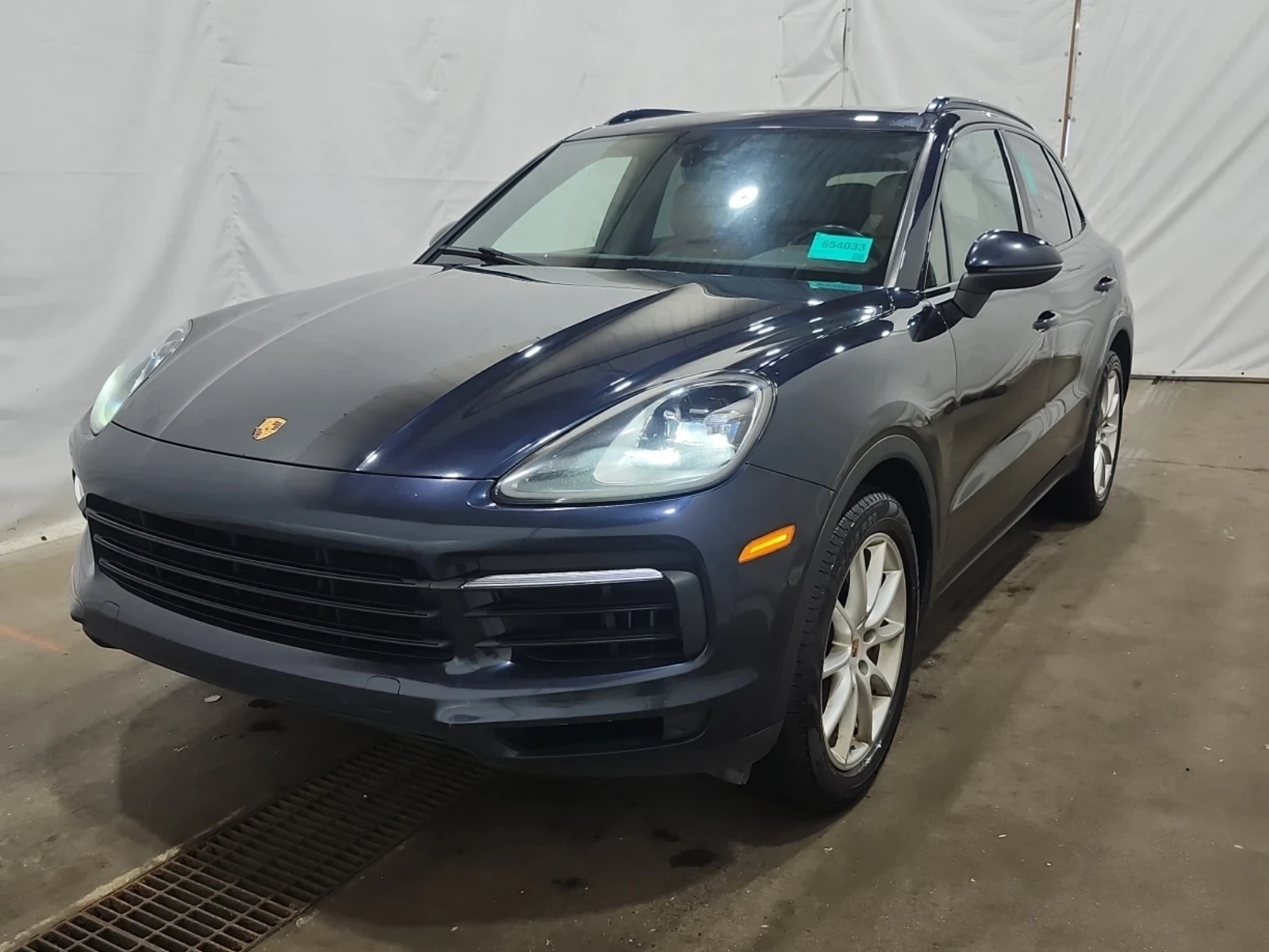 Porsche Cayenne AWD* 2КЛЮЧА* 2РИ ГУМИ И ДЖАНТИ* ПОДГРЕВ* CARFAX , снимка 2 - Автомобили и джипове - 55644083