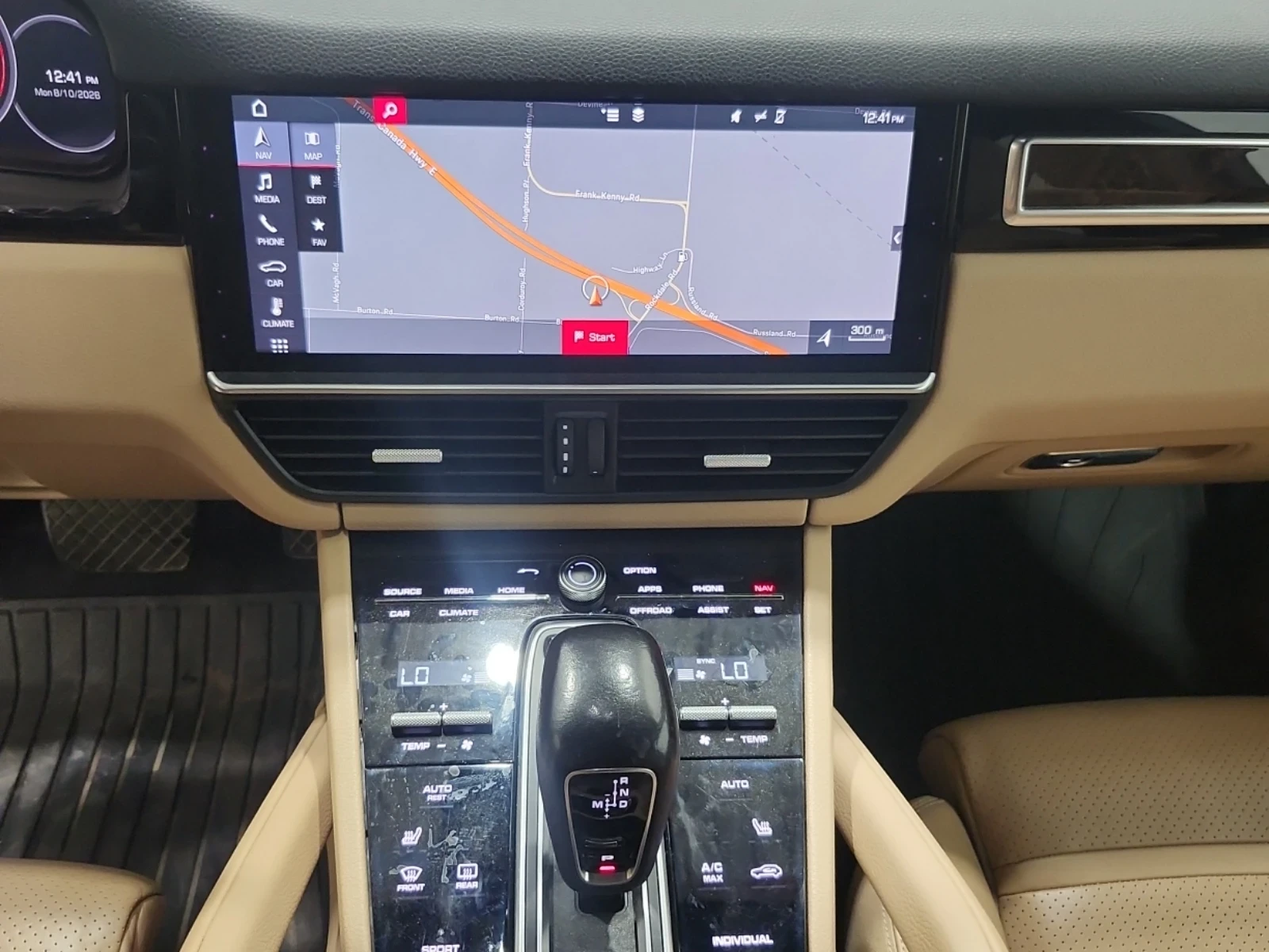 Porsche Cayenne AWD* 2КЛЮЧА* 2РИ ГУМИ И ДЖАНТИ* ПОДГРЕВ* CARFAX , снимка 12 - Автомобили и джипове - 55644083
