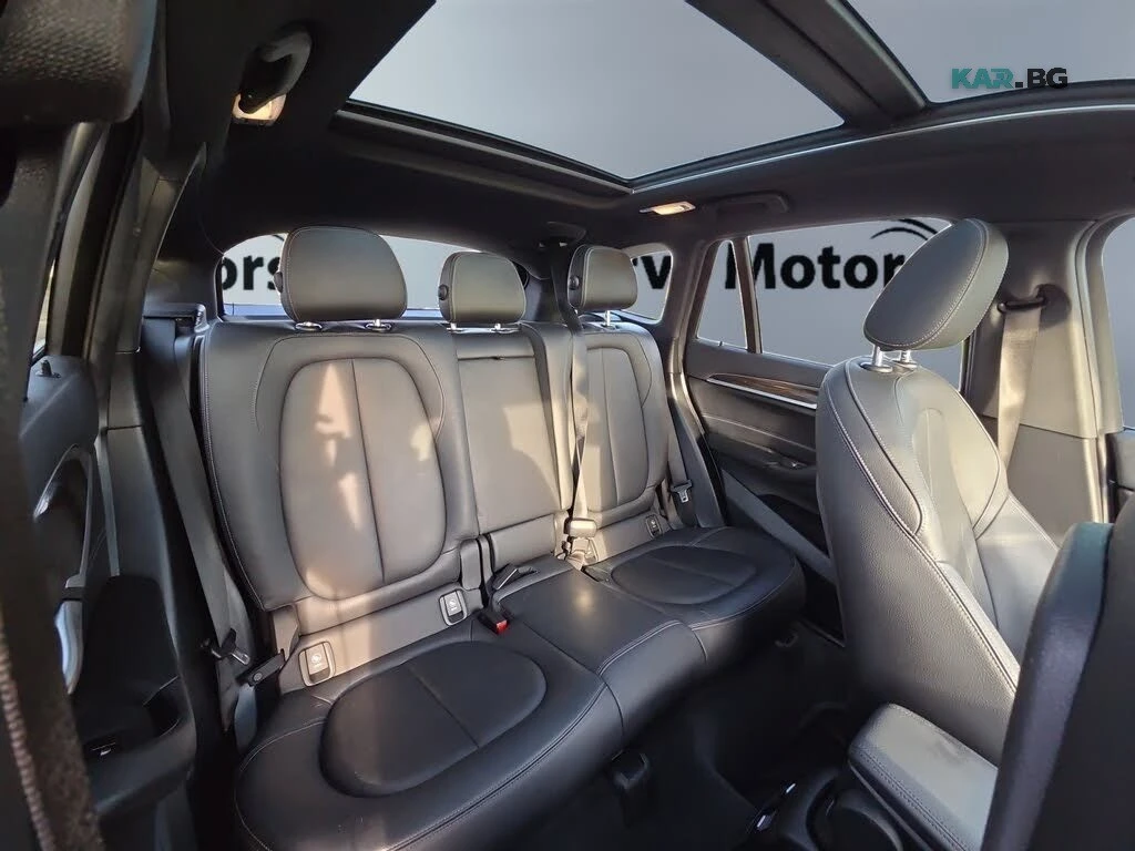 BMW X1 xDrive28i * Панорама * АвтоКредит * (ЦЕНА ДО БГ) *, снимка 15 - Автомобили и джипове - 56077539