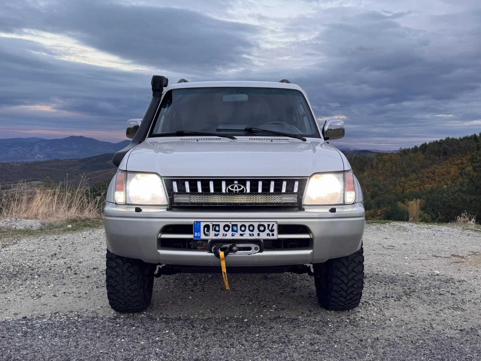 Toyota Land cruiser 3.0, снимка 7 - Автомобили и джипове - 56735113