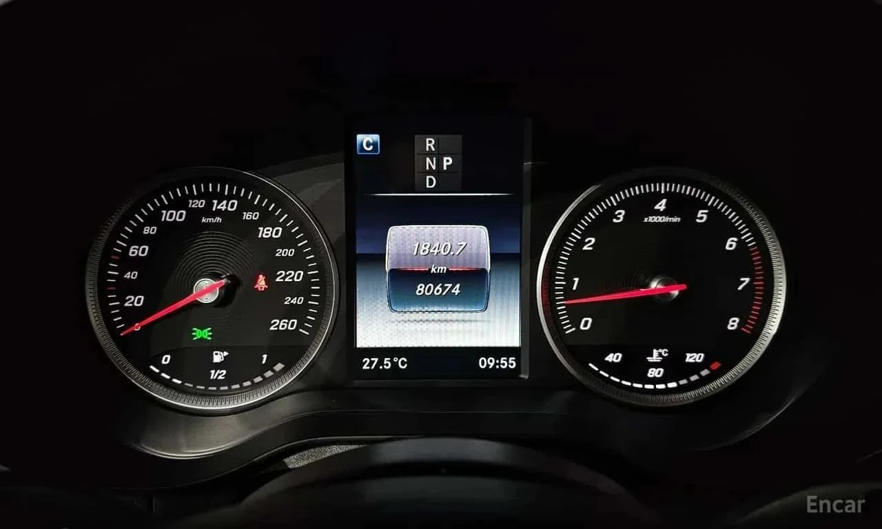 Mercedes-Benz GLC, снимка 8 - Автомобили и джипове - 56737038