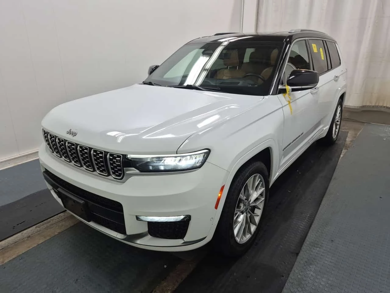 Jeep Grand cherokee 5.7 V8 * AWD SUMMIT * 6 МЕСТА * CARFAX * 