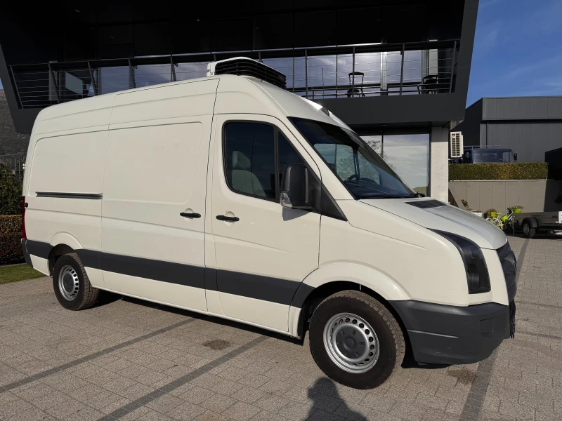 VW Crafter 2.5TDI Хладилен + Клима EU5, снимка 2 - Бусове и автобуси - 47706247